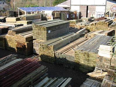 Sawn softwood, posts and rails.